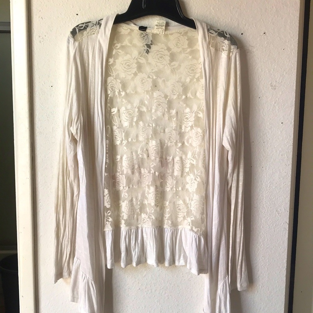 White lace back long-sleeve cardigan